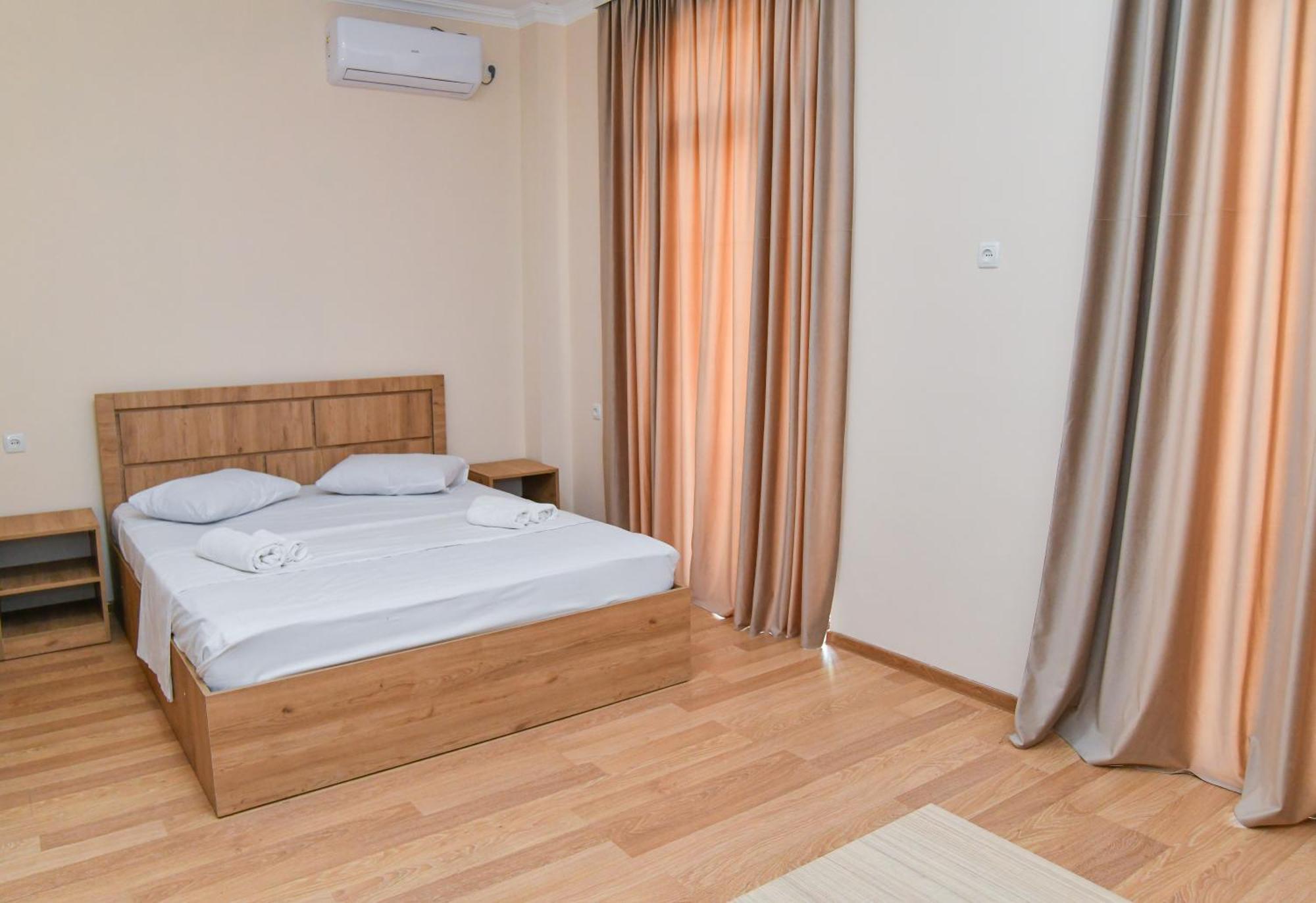 Just Inn Κουτάισι Εξωτερικό φωτογραφία