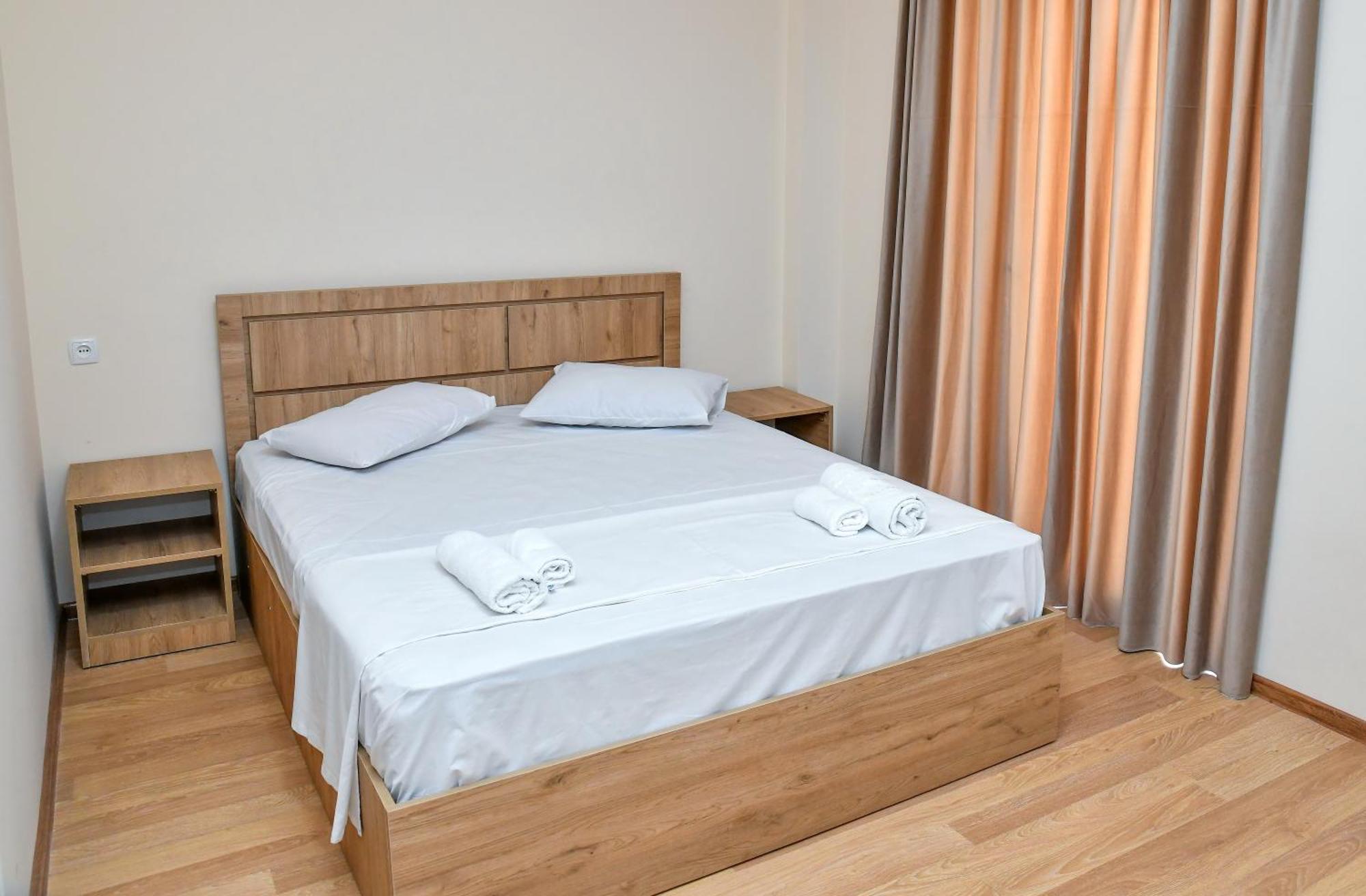 Just Inn Κουτάισι Εξωτερικό φωτογραφία