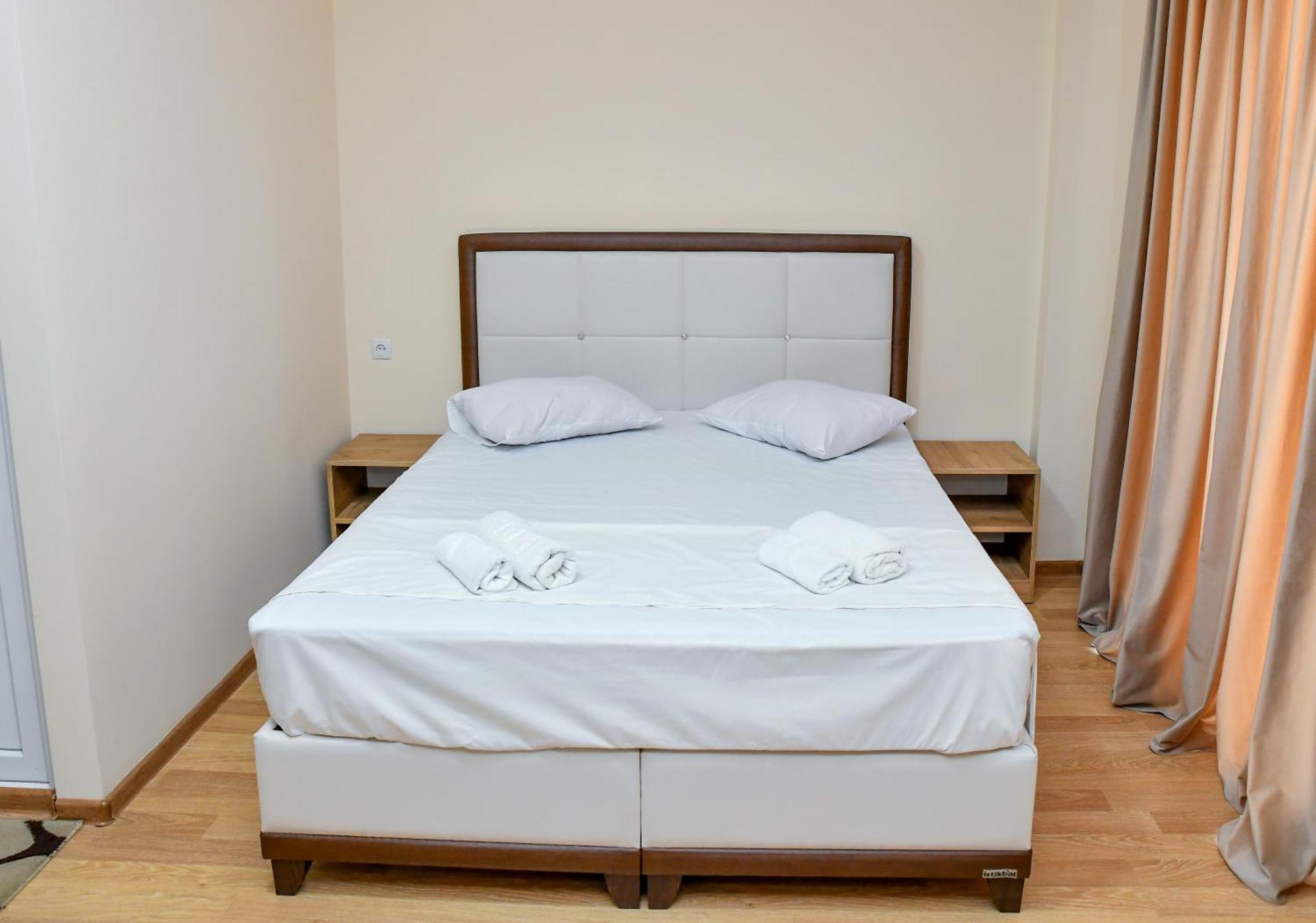 Just Inn Κουτάισι Εξωτερικό φωτογραφία